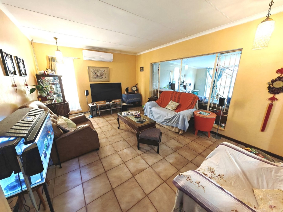 3 Bedroom Property for Sale in Pellissier Free State